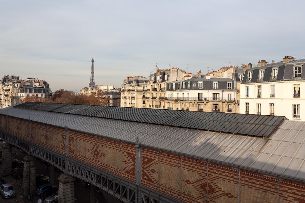 Hotel Vic Eiffel Paris Exteriör bild